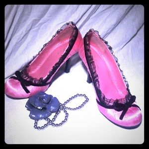 Ellie heels